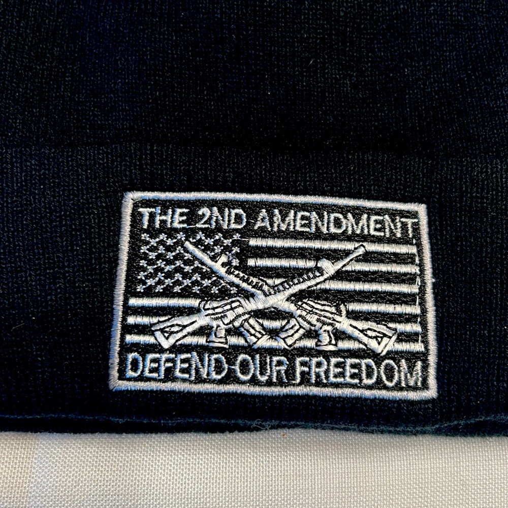 Defend freedom NWOT Black Beanie with Embroidered Patch - Picture 2 of 6